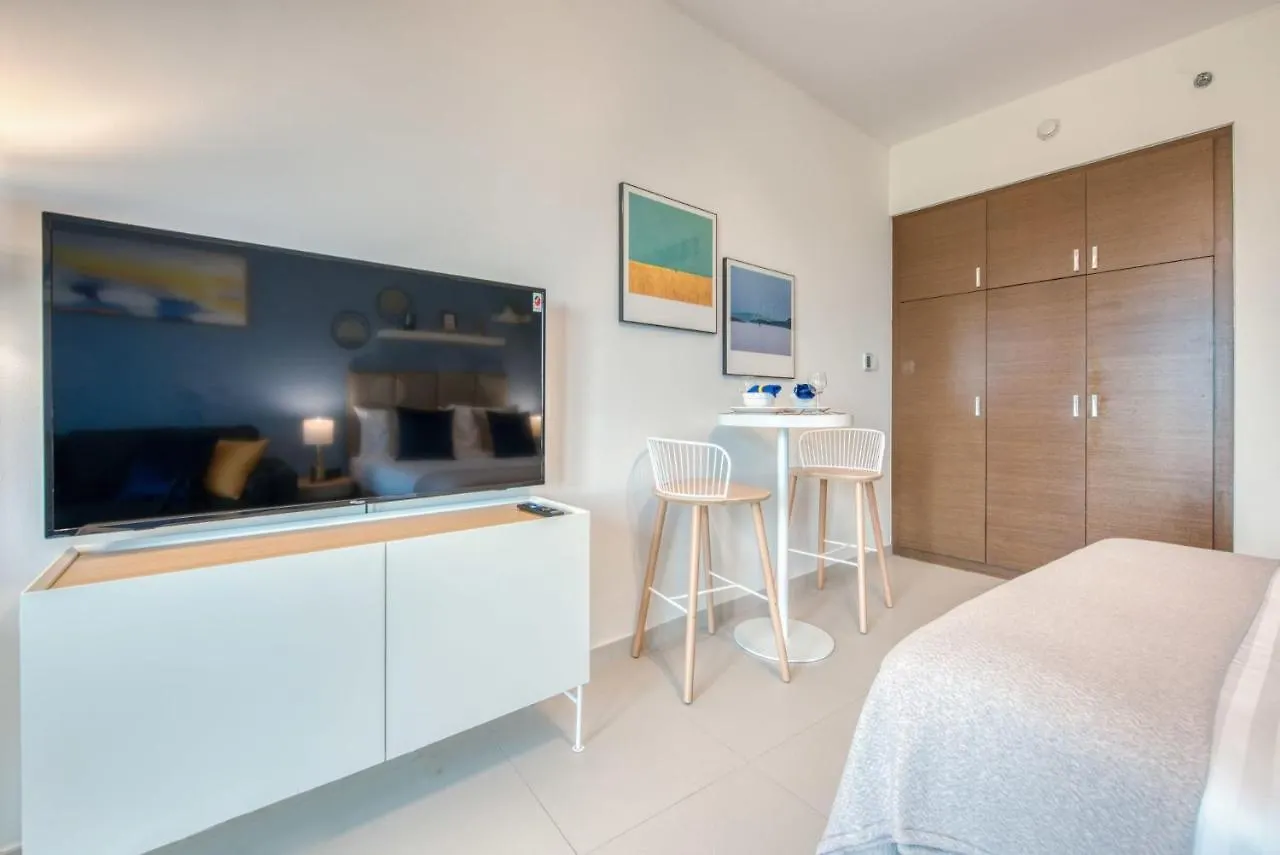 Capital Living On Reem - The Arc Towers & The Gate Apartment Abu Dhabi 0*,